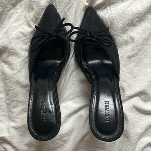 Forever 21 Women's Black Courts